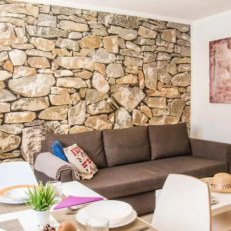 Apartmentsuitespain Economy Appartamento *